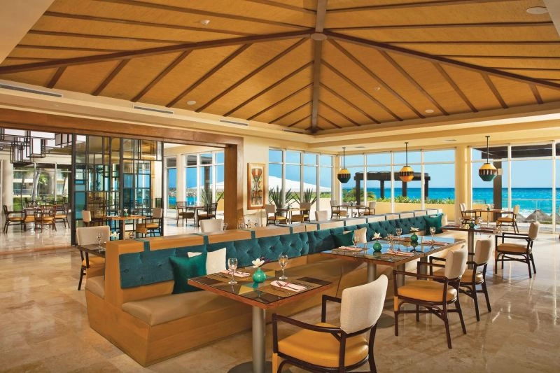 Carnival_Restaurant.jpg