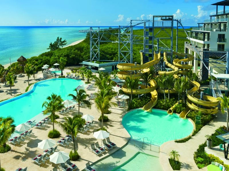 DRENA-EXT-WaterPark-Pano-2A-CB.jpg