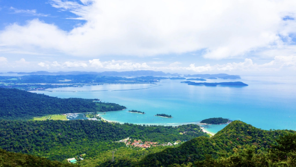 Circuit en liberté combiné Kuala Lumpur - Langkawi en 4*