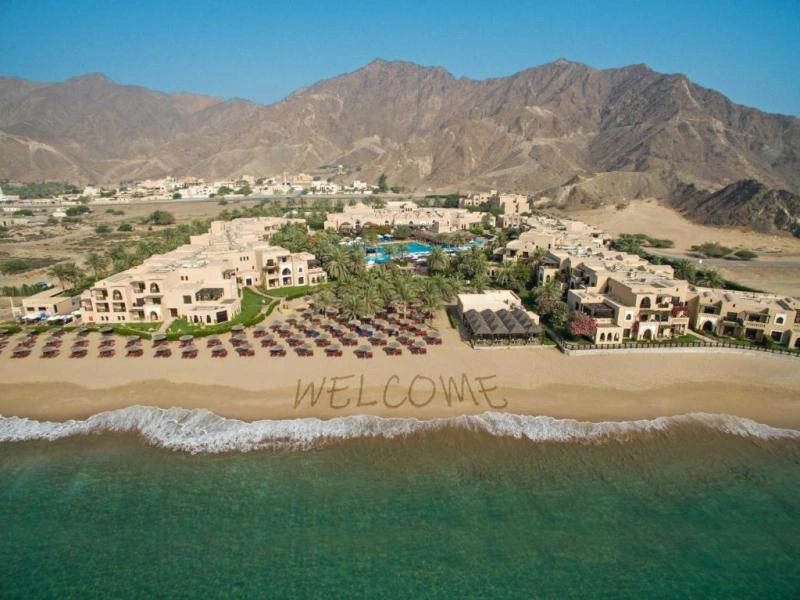 Ciruit en liberté Rêves Côtiers : Une Evasion Luxe à Fujairah