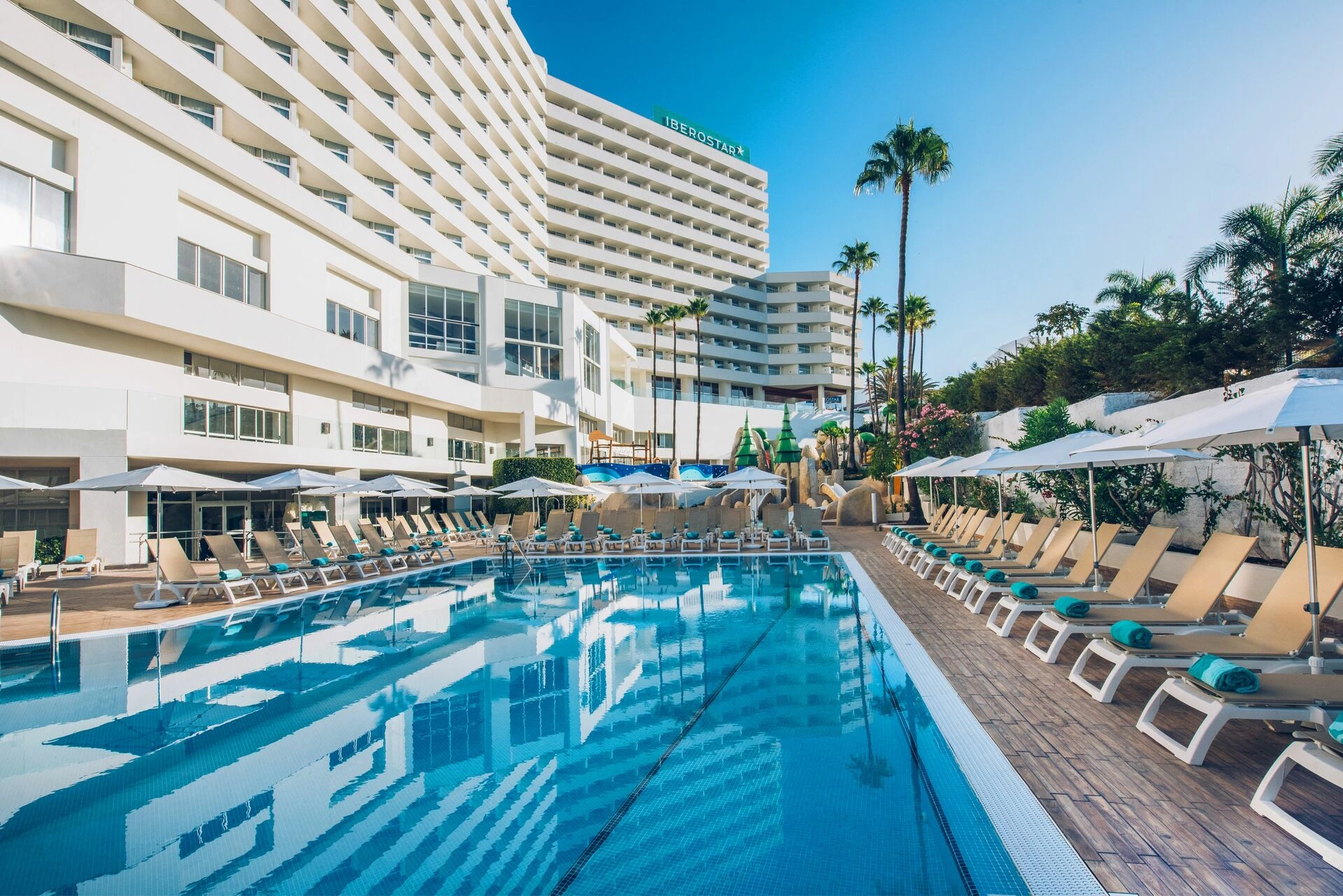IBSTAR_BOU_IB_POOL_A1_D1908_001.jpg