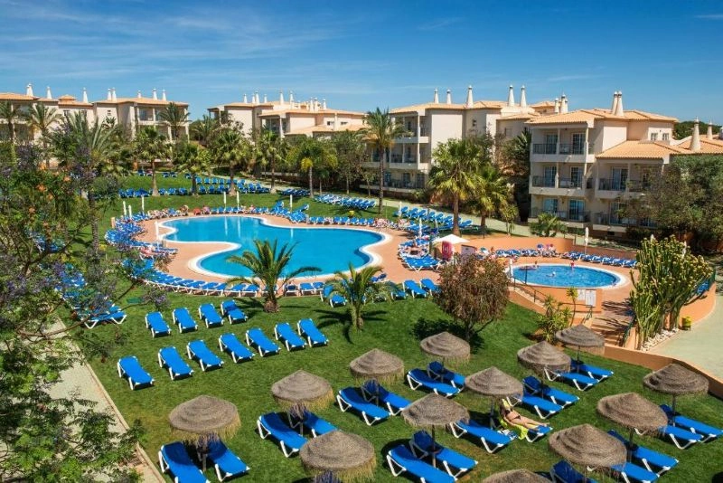 3HB Clube Humbria 4*