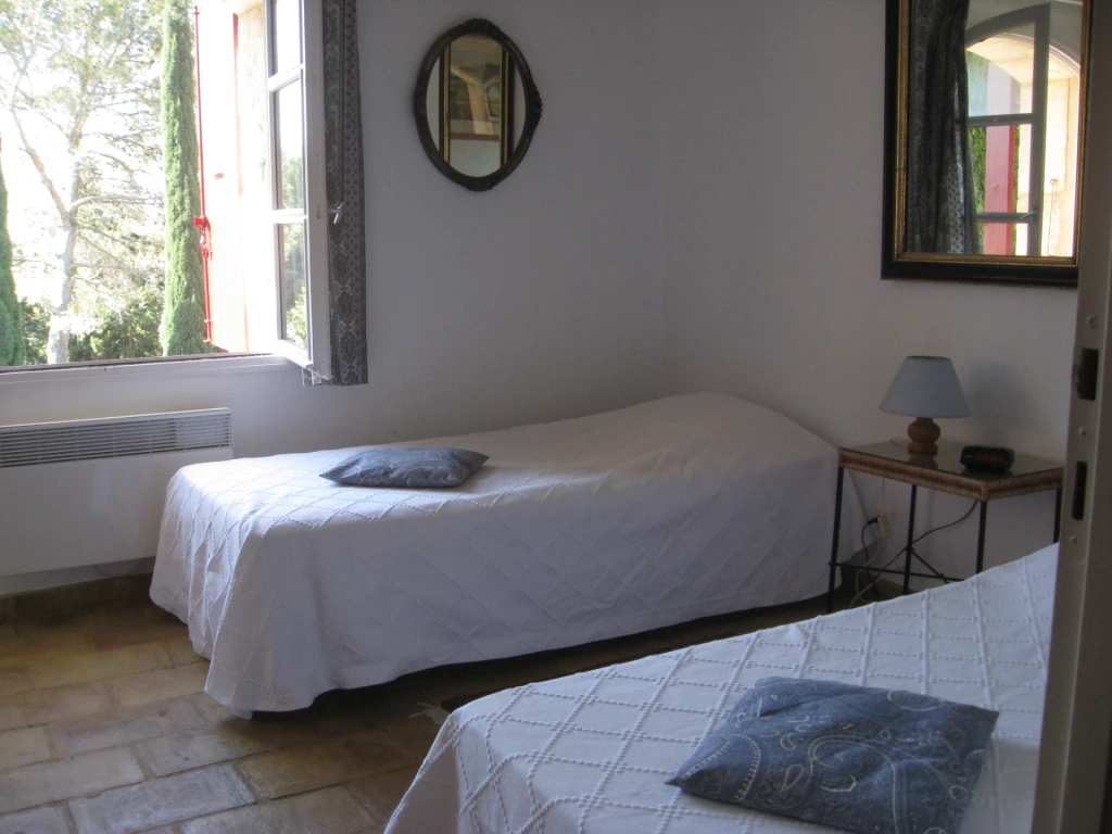 Villa, spacieuse et pittoresque au coeur de la Provence (jusqu’à 10 personnes)