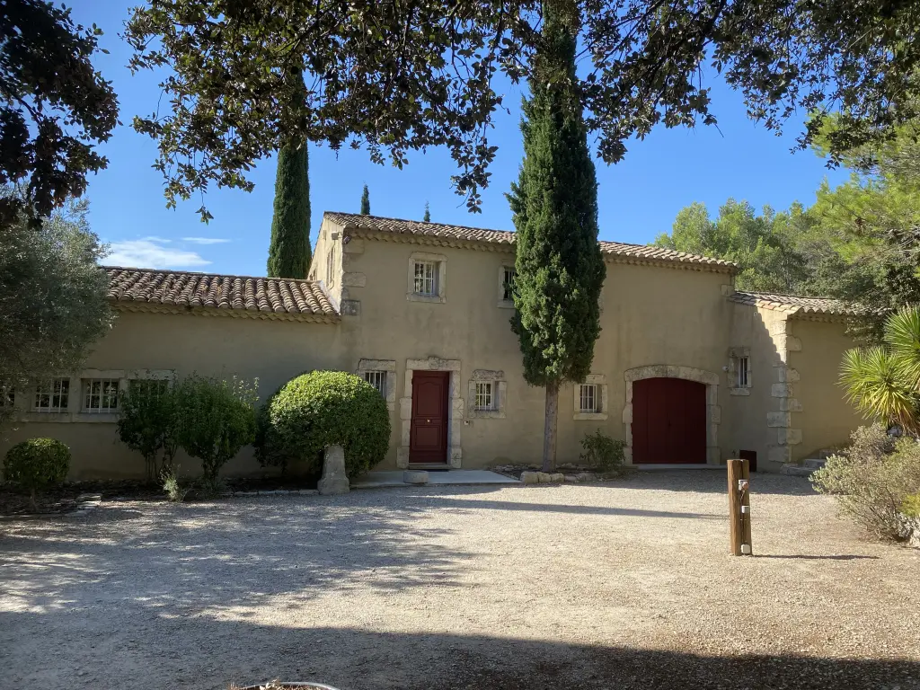 Villa, spacieuse et pittoresque au coeur de la Provence (jusqu’à 10 personnes)