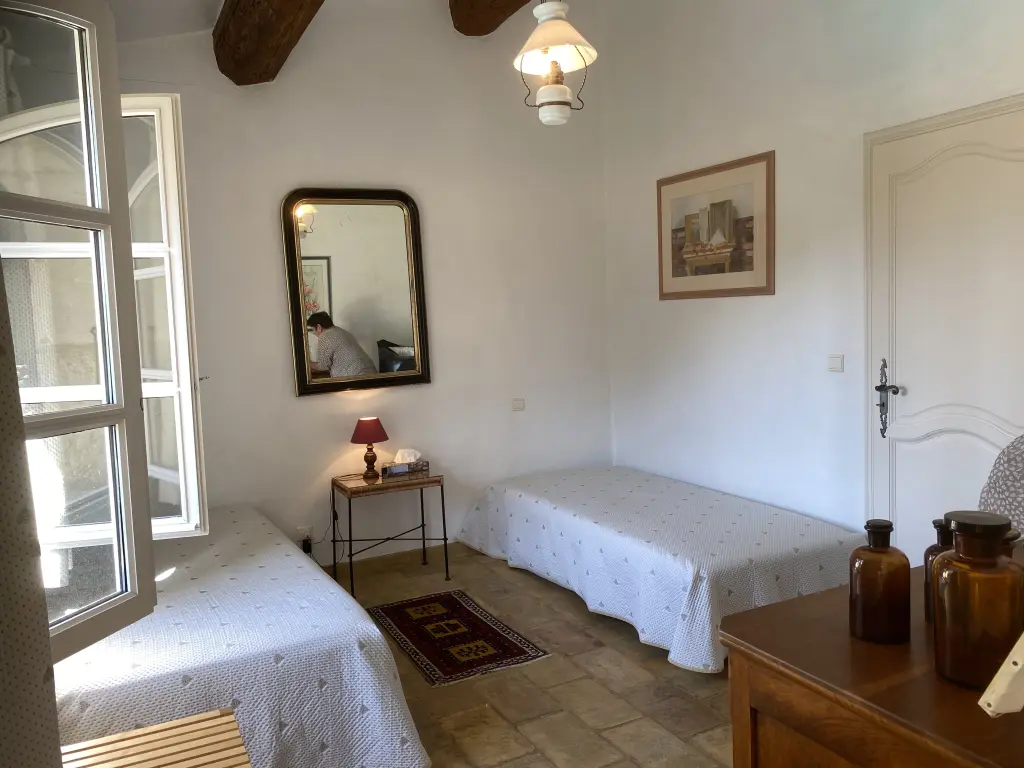 Villa, spacieuse et pittoresque au coeur de la Provence (jusqu’à 10 personnes)
