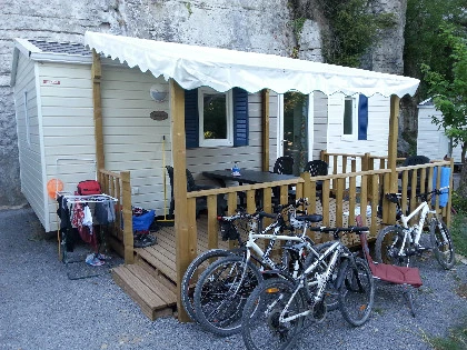 Camping Sud Ardèche bord de rivière