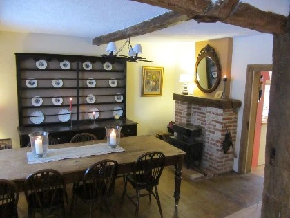 Vaste et typique maison Ardennaise, grand confort