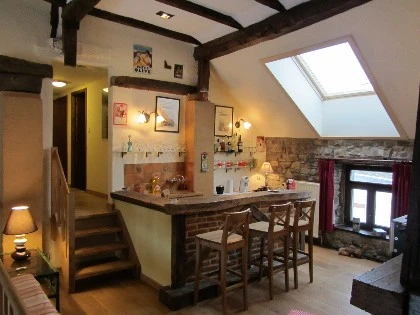 Vaste et typique maison Ardennaise, grand confort