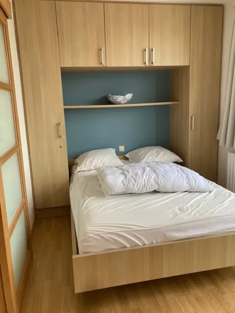 Penthouse de luxe à louer sur la digue à Nieuwpoort.  PRIX TOUT COMPRIS  (GARAGE, FRAIS)