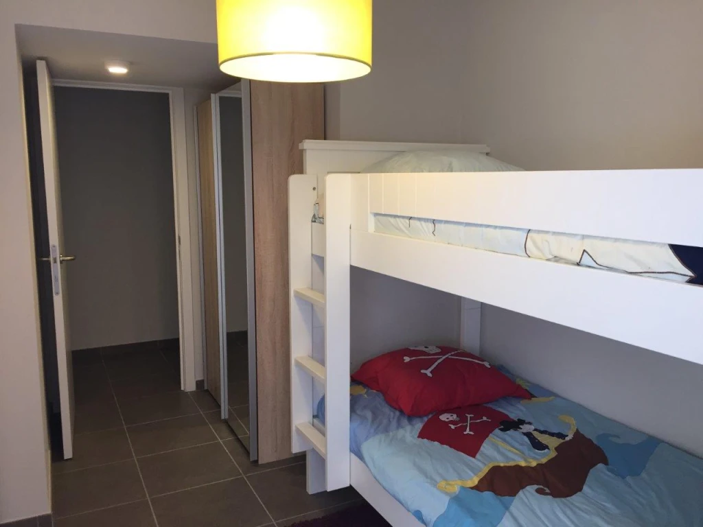 APPARTEMENT 2 CH. (4 PERS.) À 30M DE LA MER