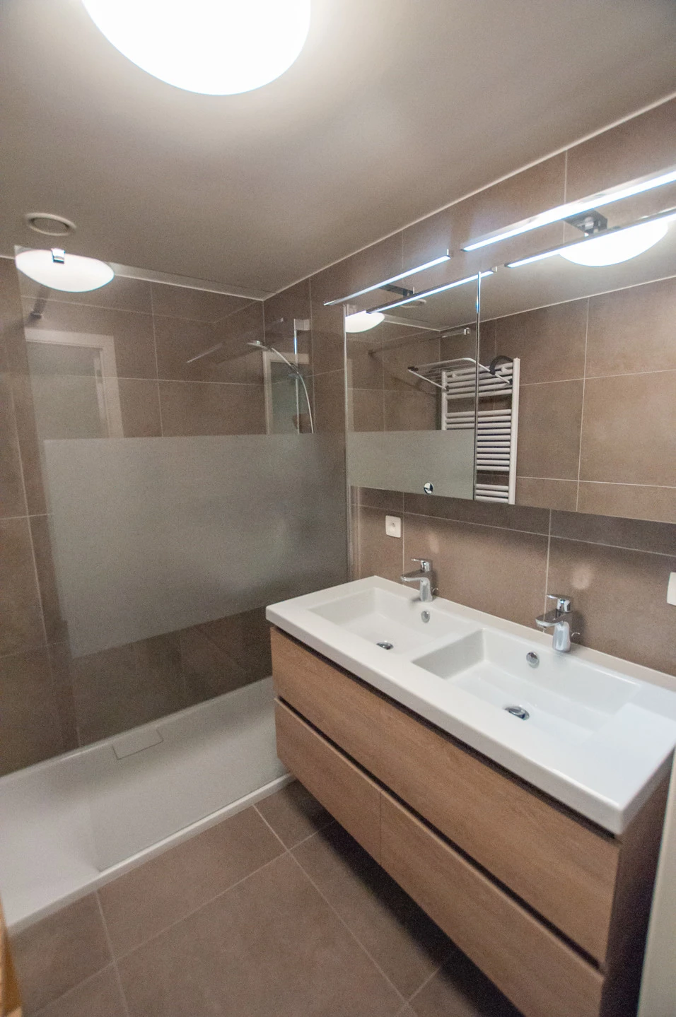 Appartement vacances avec vue latérale sur la mer à Ostende