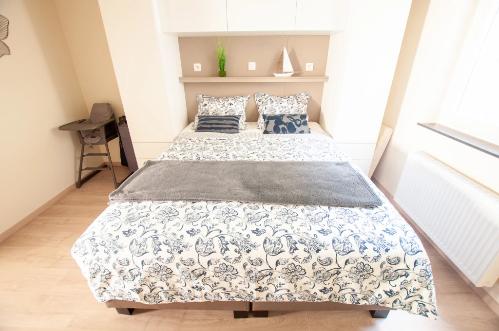 Appartement vacances avec vue latérale sur la mer à Ostende