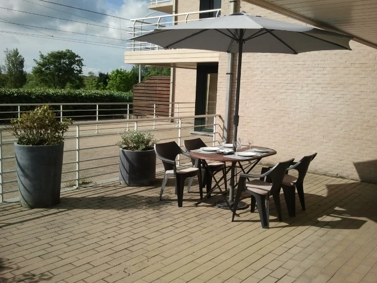 Nieuwpoort Appartement Rez de Chaussée 2 CH Grande Terrasse Wifi Parking privé PROMO