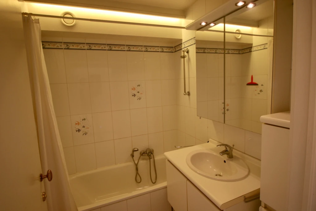 Superbe appartement Vivaldi 2ème étage, 2ch. à 200m de la mer à KOKSIJDE