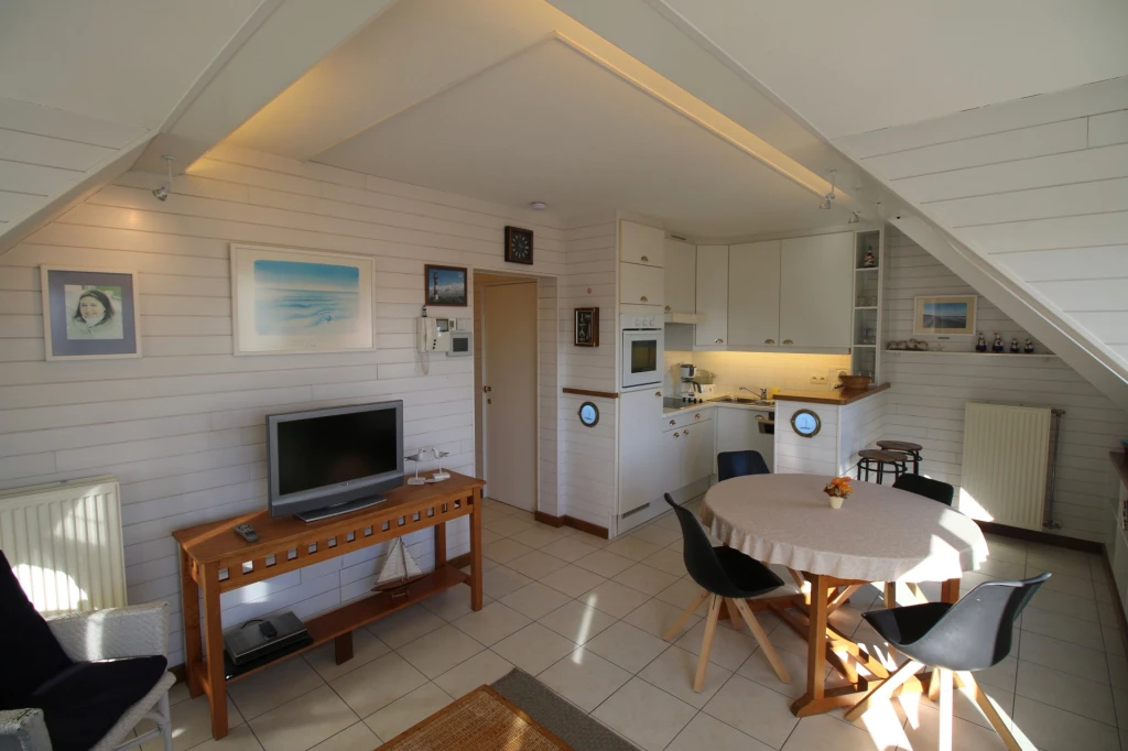 Superbe appartement Vivaldi 2ème étage, 2ch. à 200m de la mer à KOKSIJDE