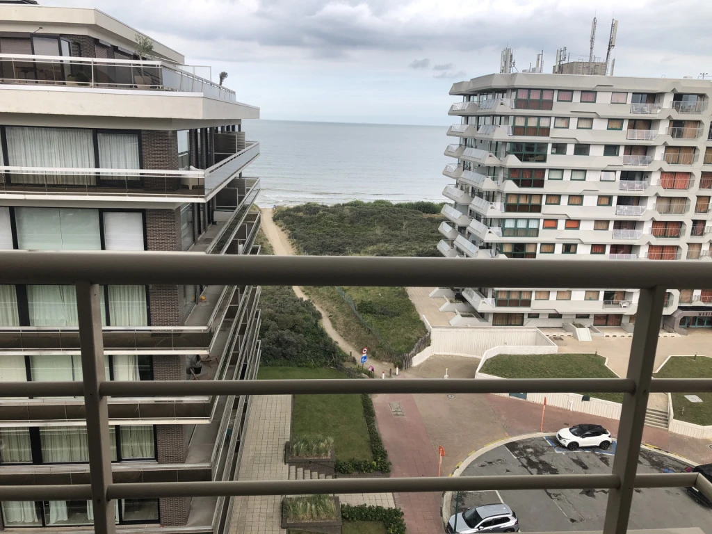 Penthouse en duplex avec vue panoramique sur la mer