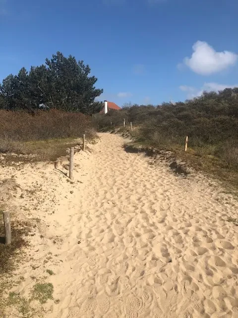 Oostduinkerke- Nieuport : Duinenhuis, un endroit magnifique sur notre côte pour des vacances heureuses au bord de la mer
