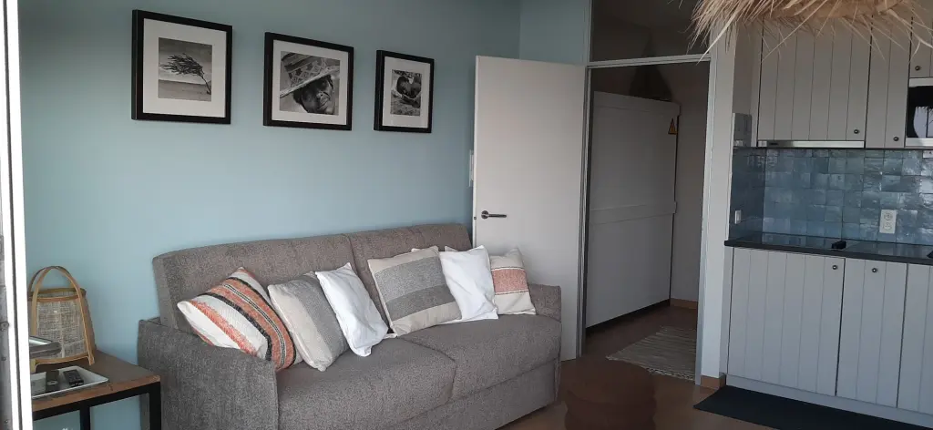 Studio avec vue frontale sur la mer et garage inclus