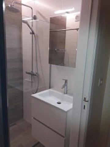 Appartement à Bruyeres / 1