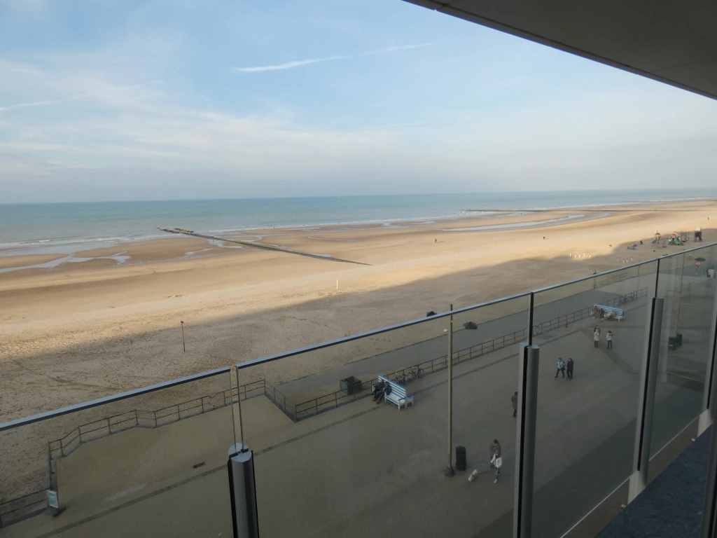 Appartement à MAJESTIC / 9C