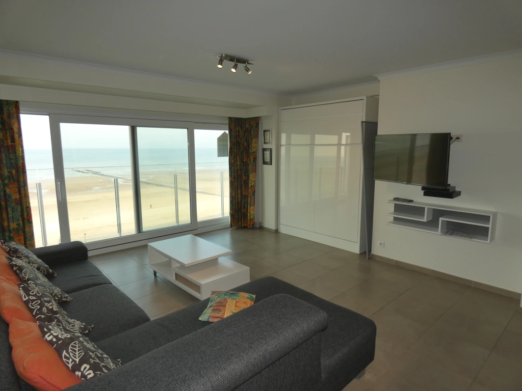 Appartement à MAJESTIC / 9C
