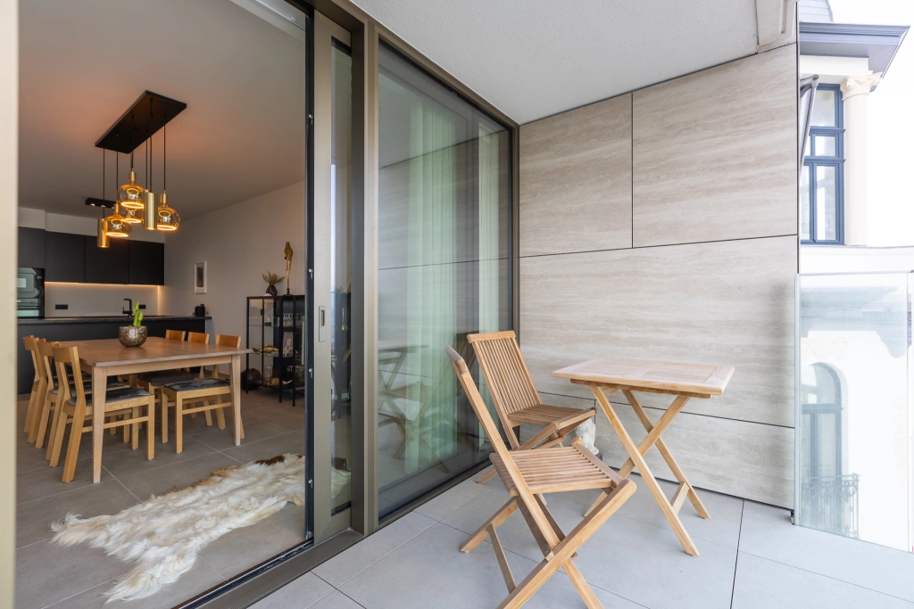 Appartement à MAJESTIC / 9C