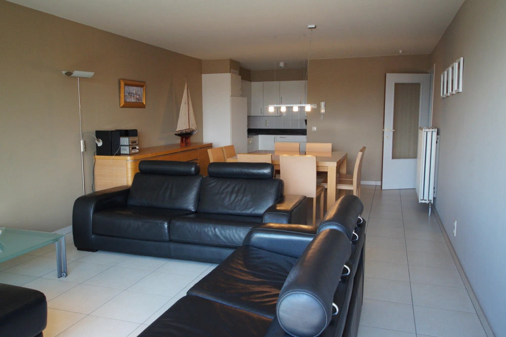Appartement à MAJESTIC / 9C