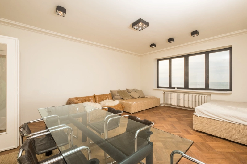 Appartement à Beau Site / 7 R