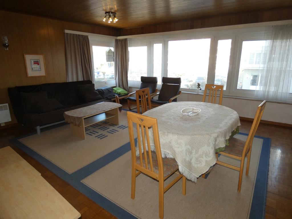 Appartement à Helvetia / 6D