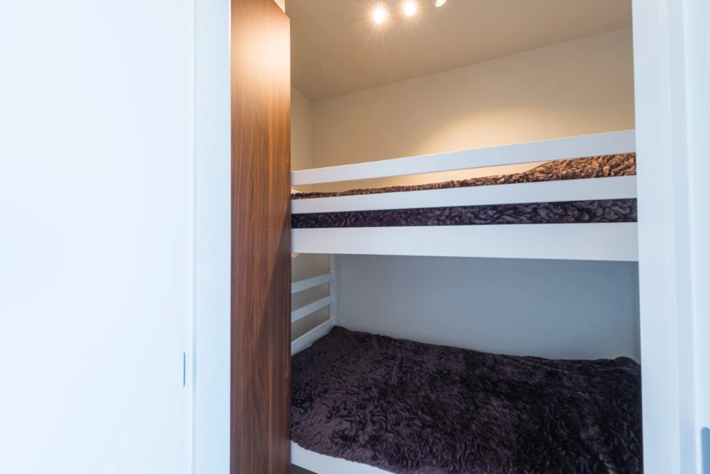 Appartement à SHANGRI-LA / 5A