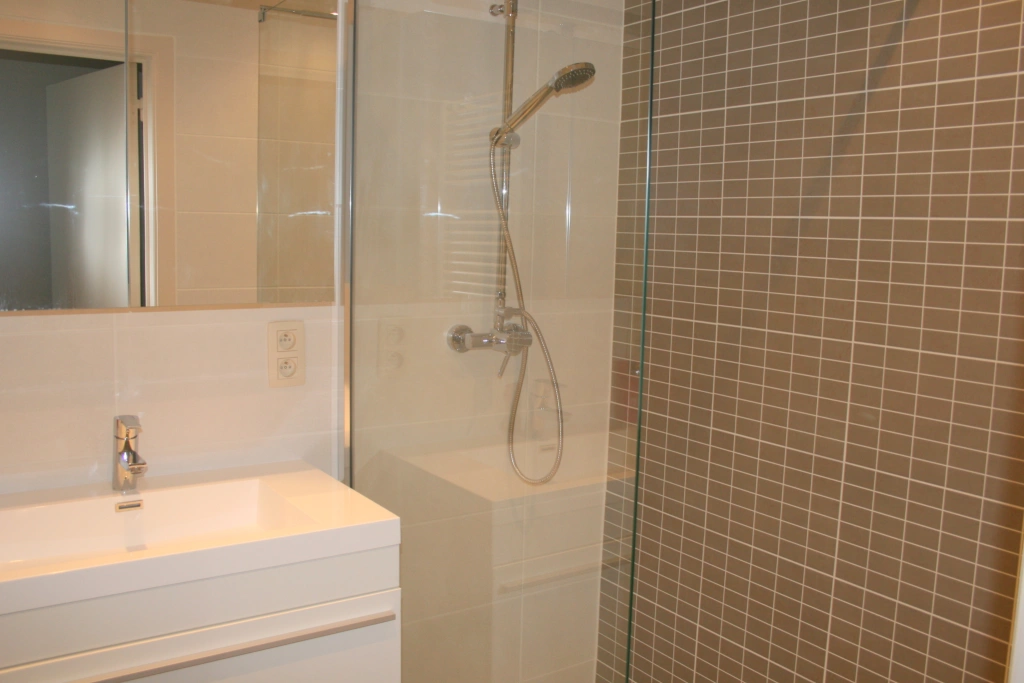 Appartement à SHANGRI-LA / 5B