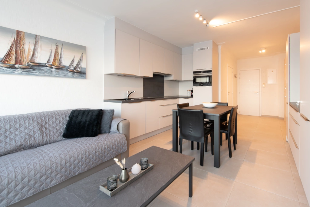 Appartement à 2000 / 0102