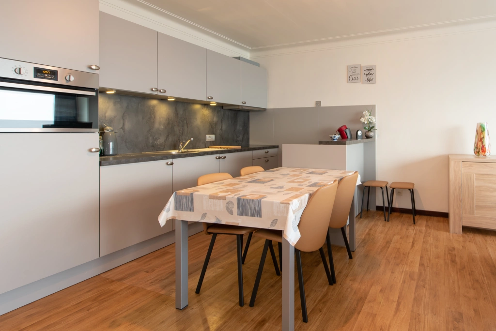 Appartement à Romanza / 0102