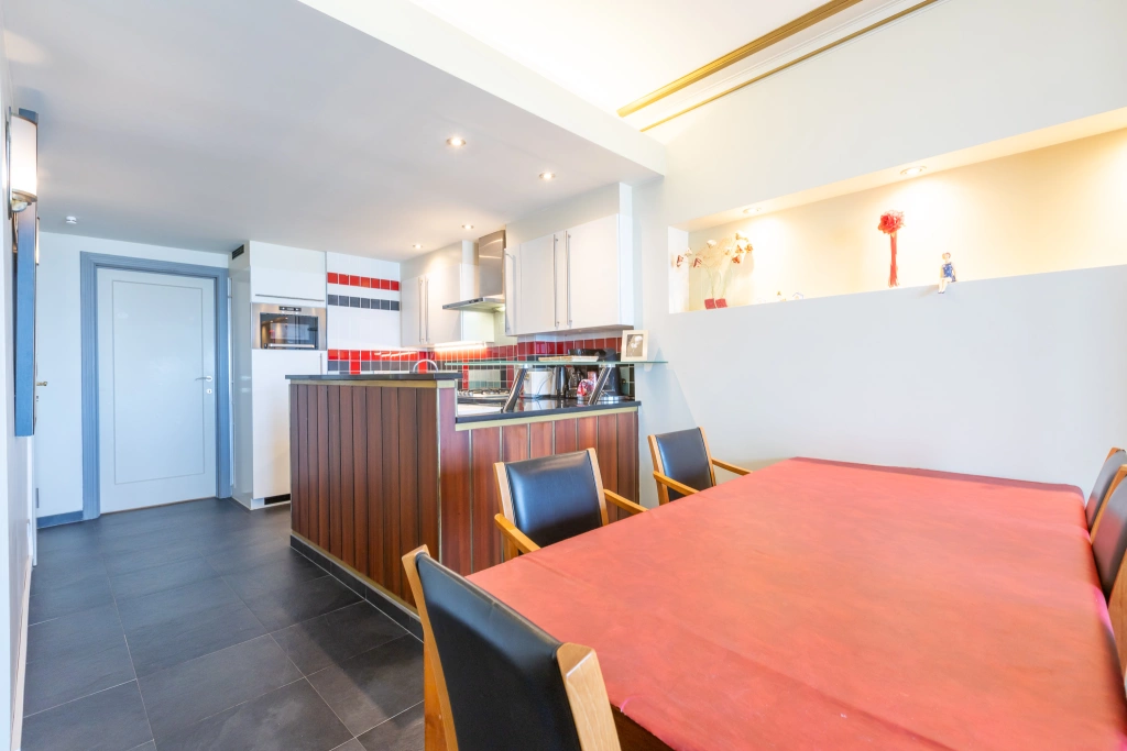 Appartement à Romanza / 0102