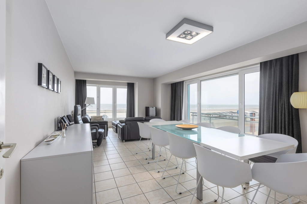 Appartement à Albert Elisabeth / 1