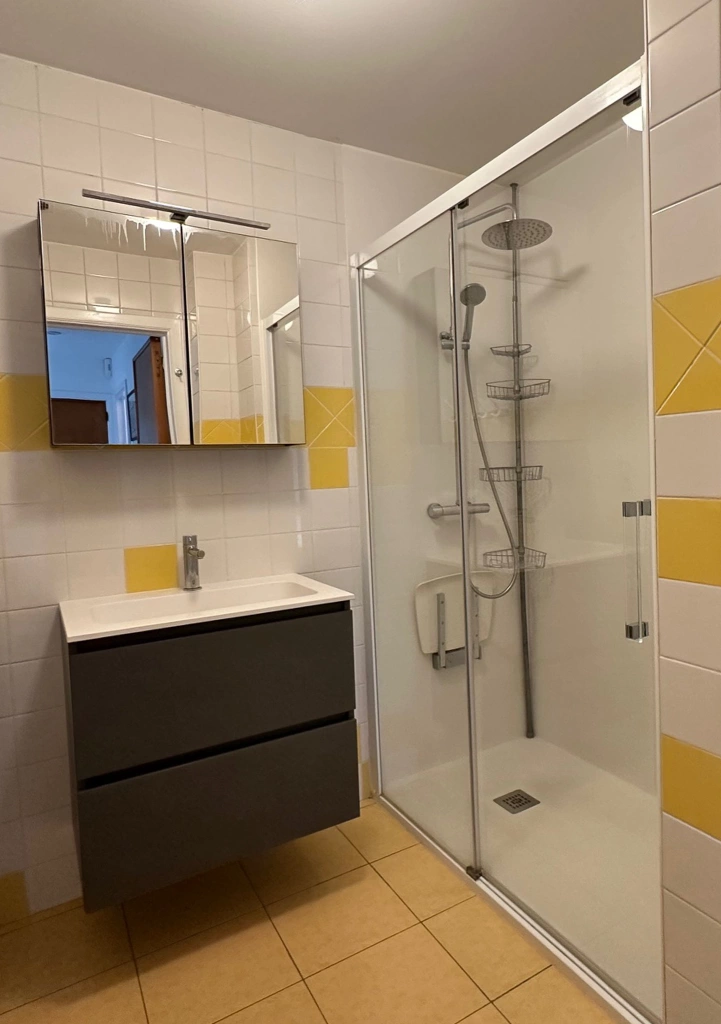 Appartement à LINDBERGH / B7