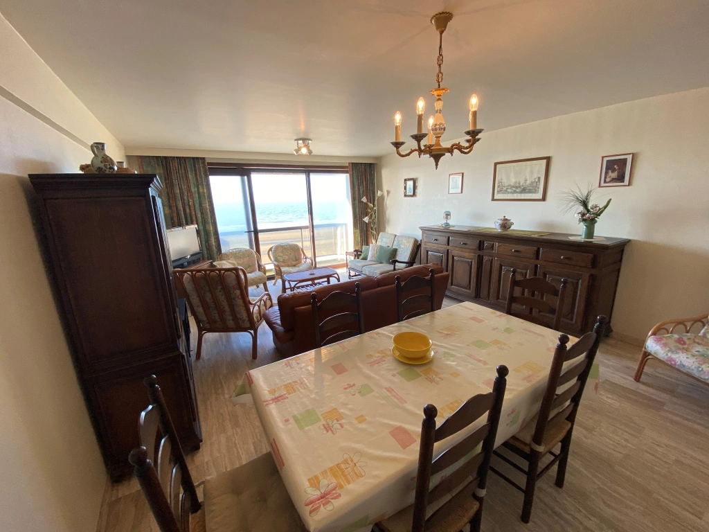 Appartement à PRESTIGE / B6