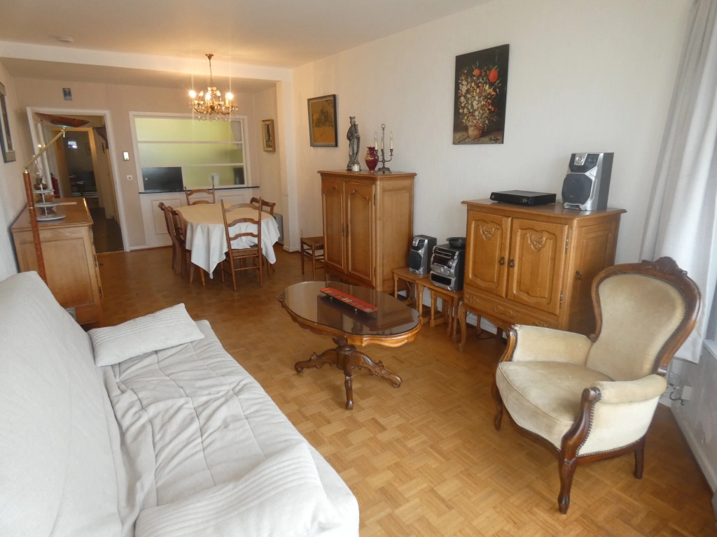 Appartement à CASTELLAMARE / 0601/B6