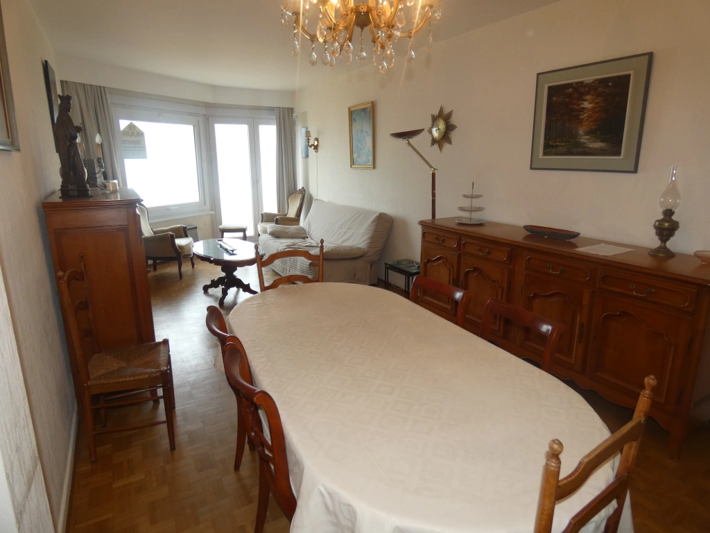 Appartement à CASTELLAMARE / 0601/B6