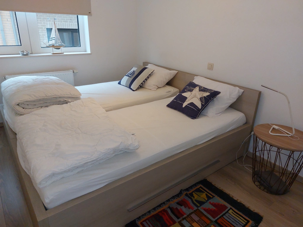 Appartement à QUEENS AVENUE / 0203