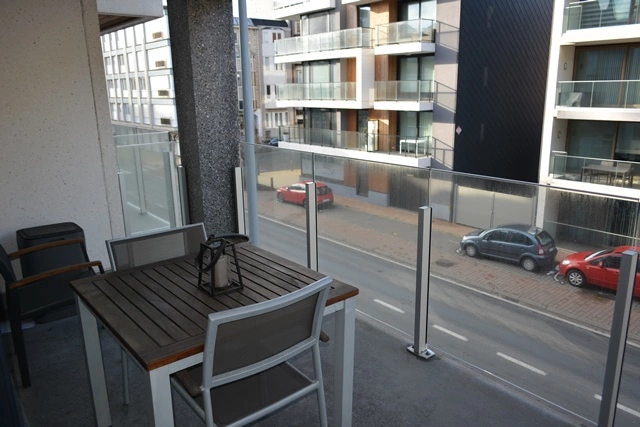 Appartement à QUEENS AVENUE / 0203