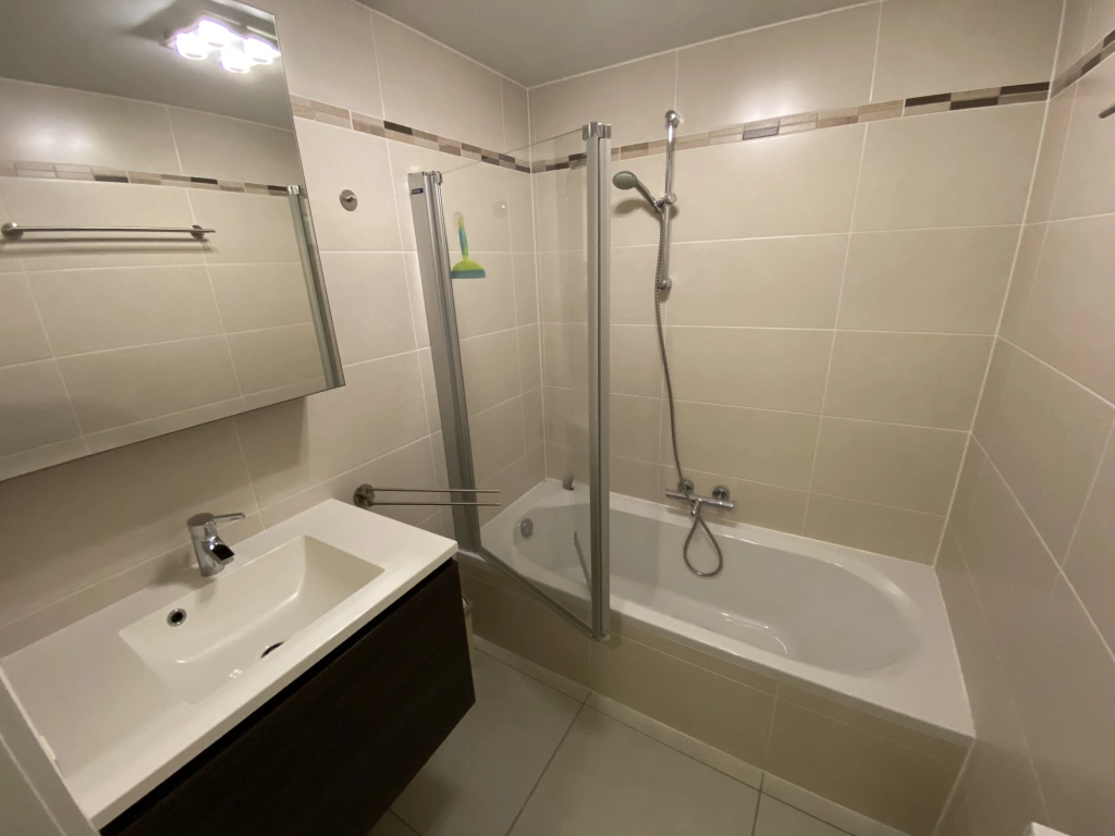Appartement à KINGSTON / G2 / 02.02