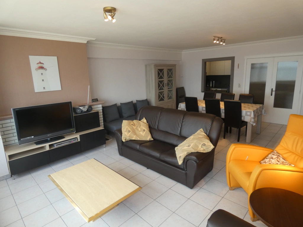 Appartement à ADMIRAL / 7 OOST/ 0702