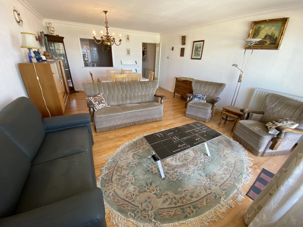 Appartement à GOLDEN BEACH / 2A