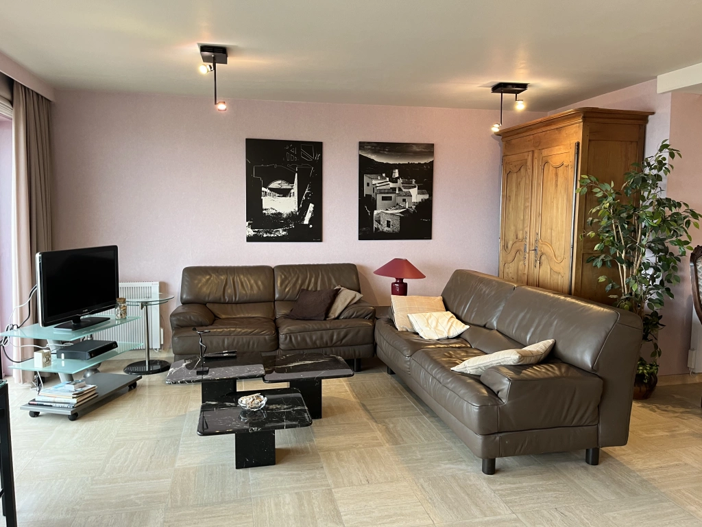 Appartement à RIVIERA / 0201