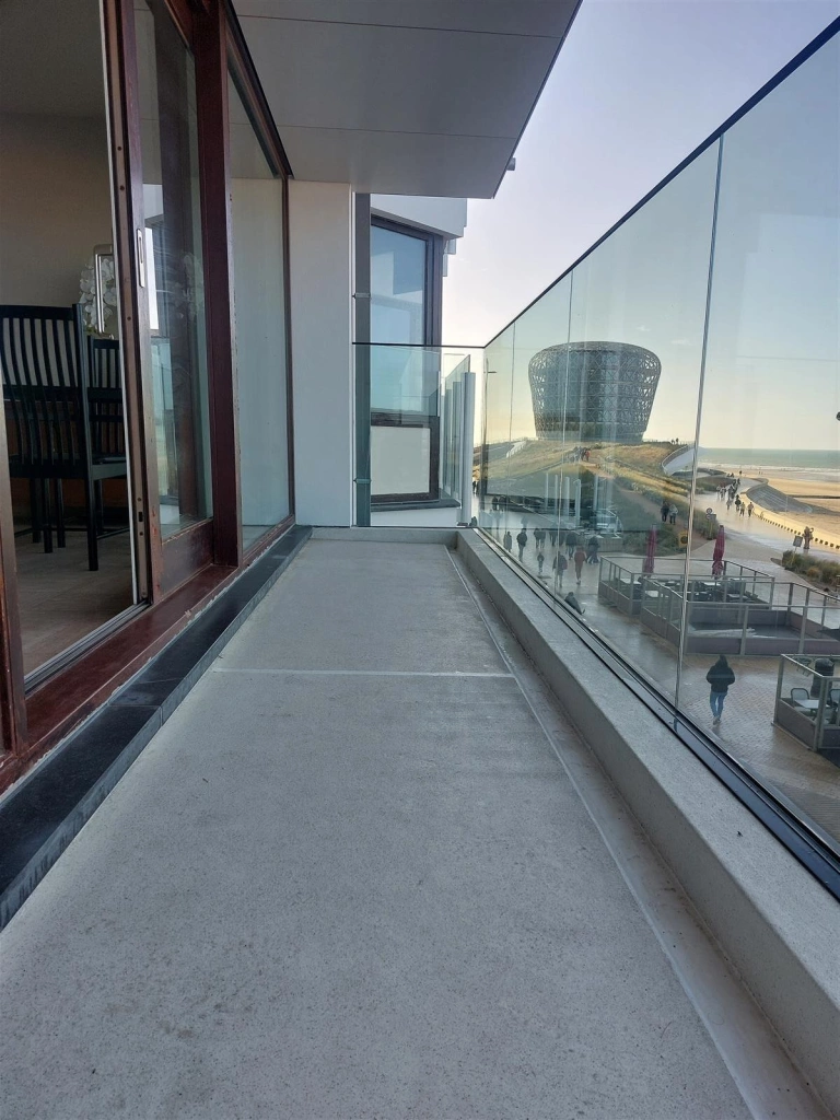 Appartement à RIVIERA / 0201