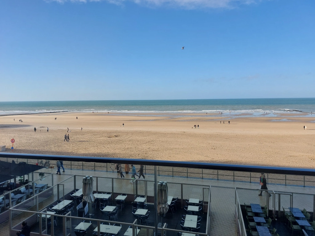 Appartement à RIVIERA / 0201