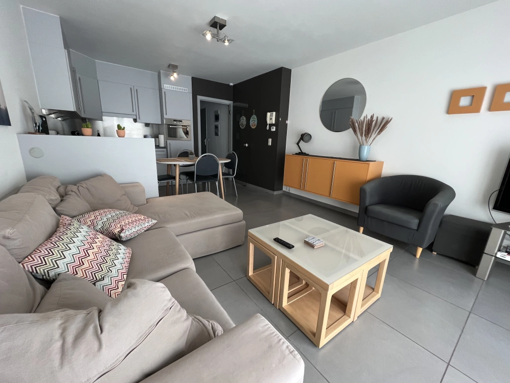 Appartement à DELPHINE. / 0303