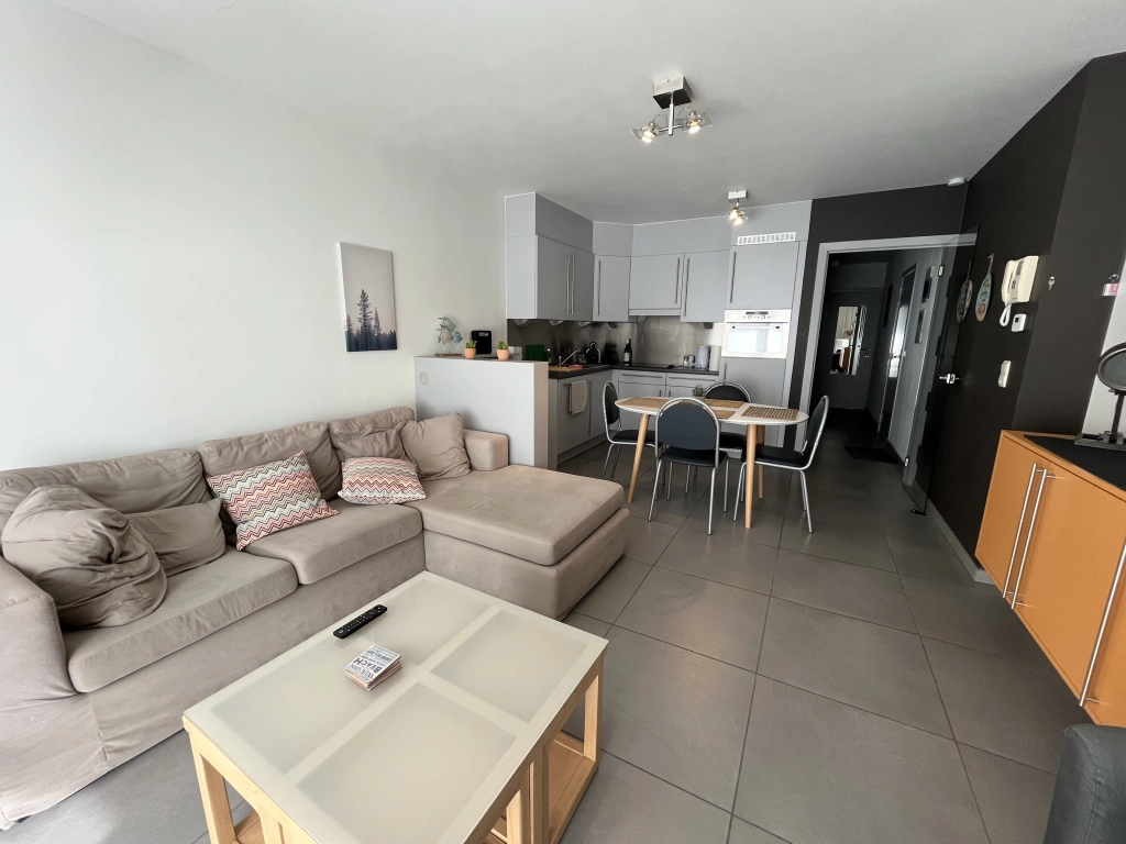 Appartement à DELPHINE. / 0303