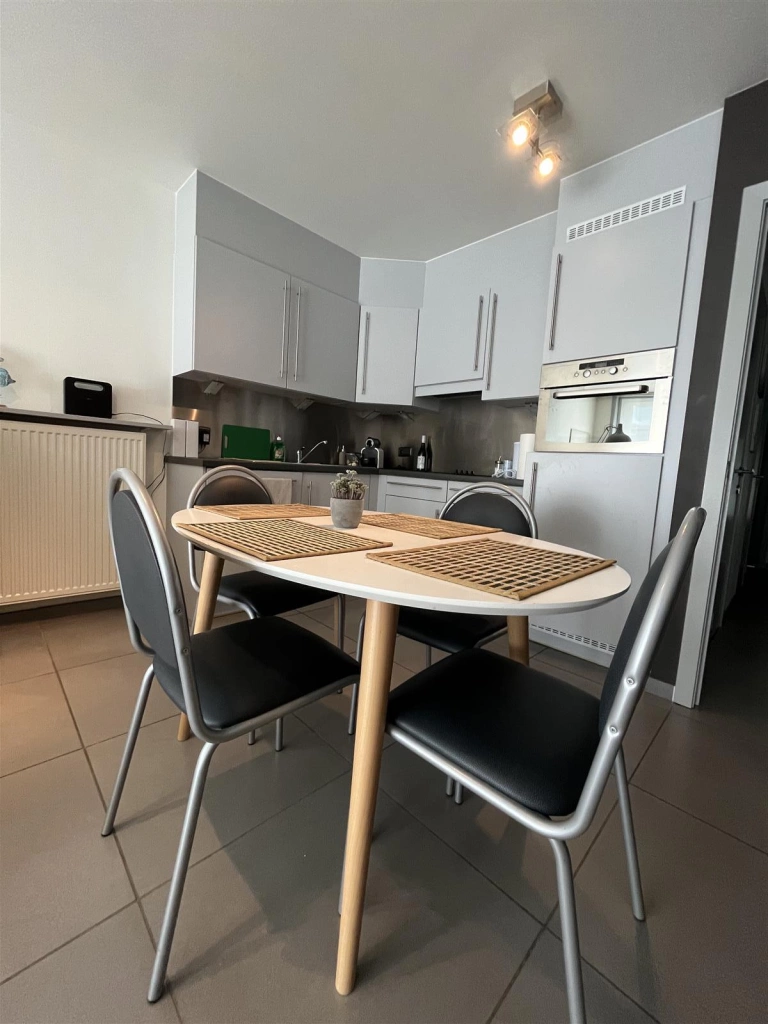 Appartement à DELPHINE. / 0303